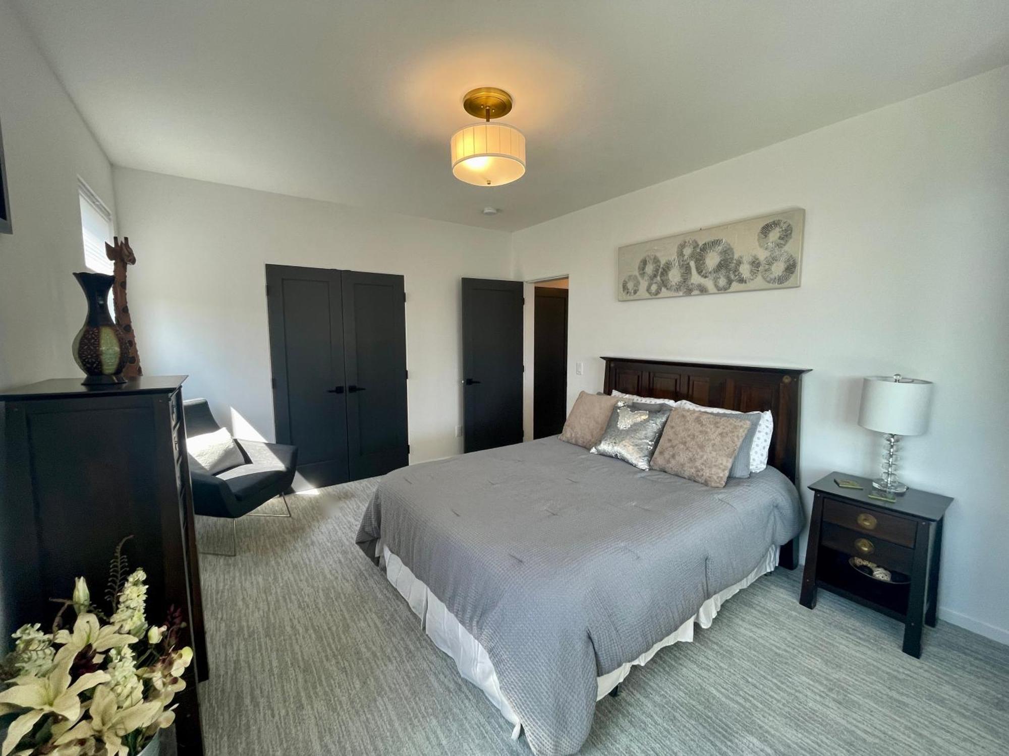 Beautiful Suite On Golf Course Kelowna Esterno foto